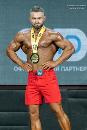 MEN'S PHYSIQUE юниоры